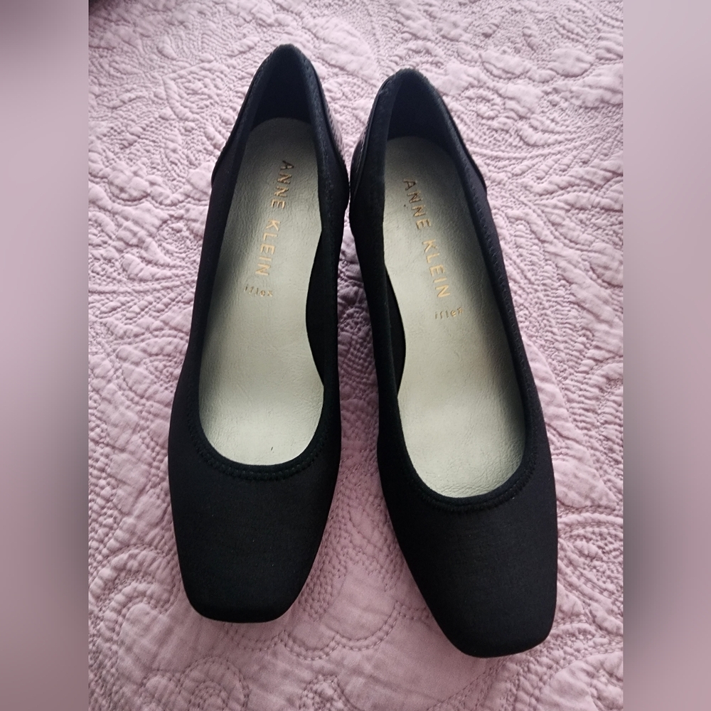 Anne Klein Winner Wedge Pump